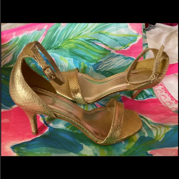 Lilly Pulitzer Shoes - Lilly Pulitzer Gold Metallic Sandals